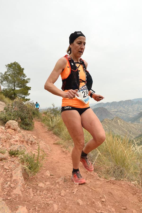 El corredor marroquí asentado en la Region es el más rápido en la prueba de trail running, seguido por el catalán Andreu Simón y el cántabro Borja Fernández