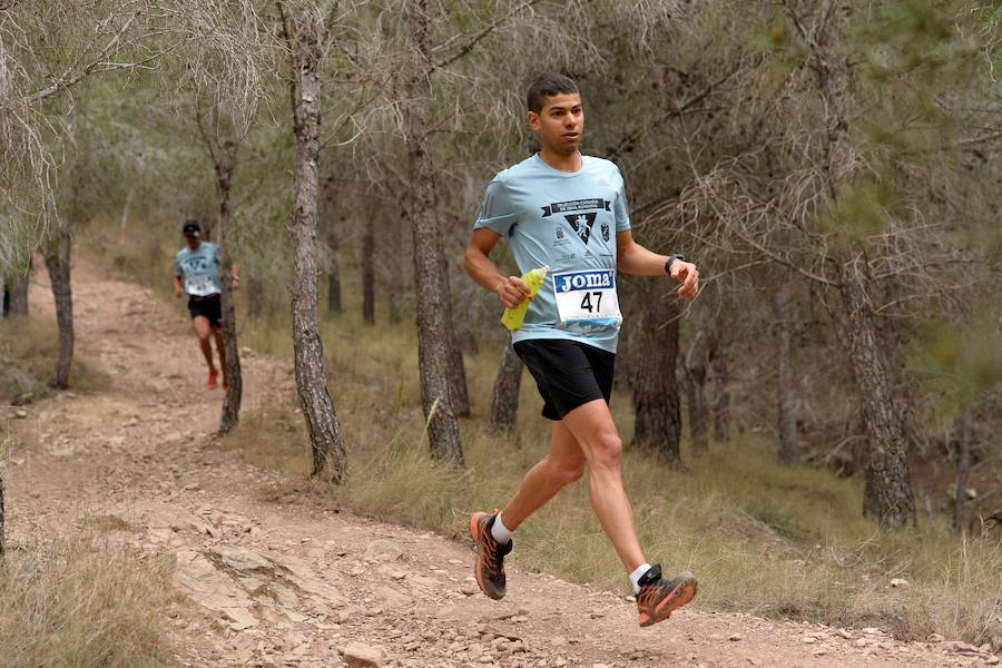 El corredor marroquí asentado en la Region es el más rápido en la prueba de trail running, seguido por el catalán Andreu Simón y el cántabro Borja Fernández