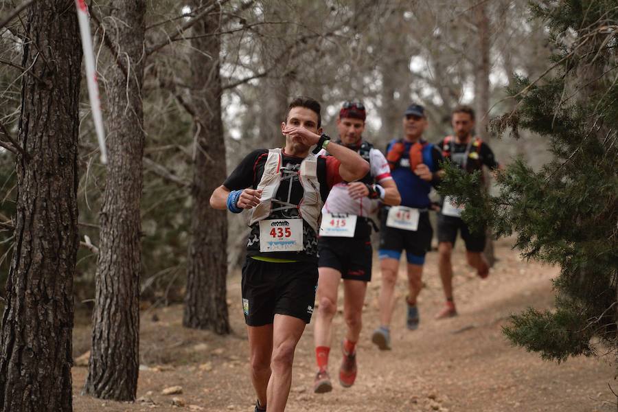 El corredor marroquí asentado en la Region es el más rápido en la prueba de trail running, seguido por el catalán Andreu Simón y el cántabro Borja Fernández