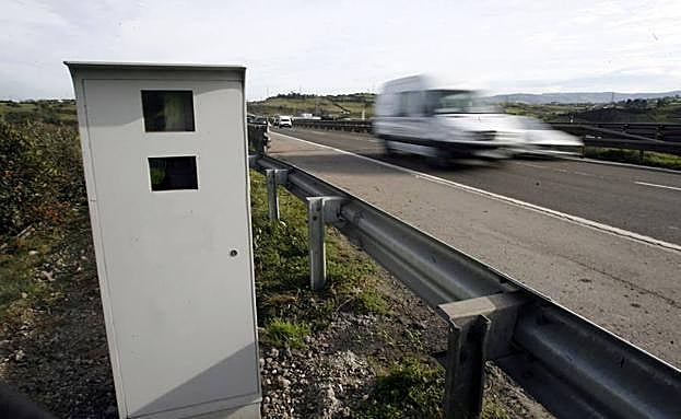 La DGT podría hacer un importante cambio en los radares de velocidad de las carreteras españolas
