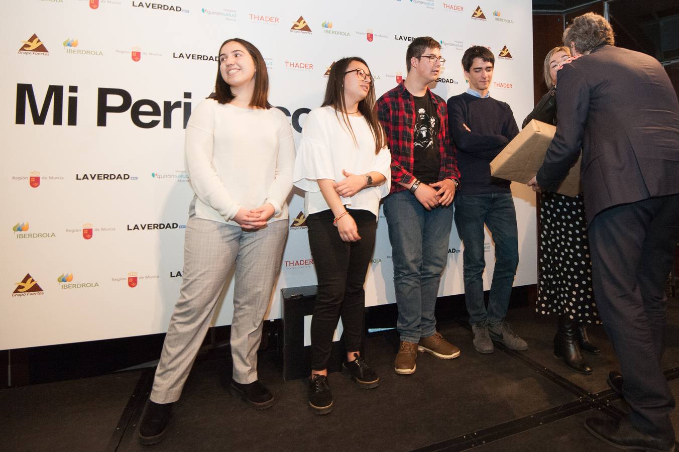 Los grupos Cazanoticias 3.0, Los Metamórficos, Weare2, Chiripifláuticos, Los Periodistas sin Fronteras y Diario IP, ganadores de la décima edición del concurso escolar 'Mi Periódico Digital'