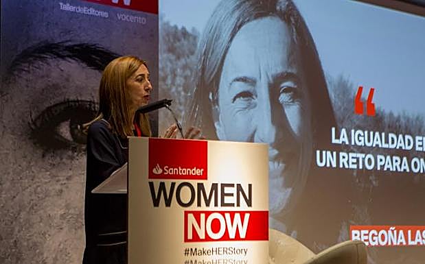 La representante de ONU Mujeres en Túnez y Libia, Begoña Lasagabaster, durante la ponencia.