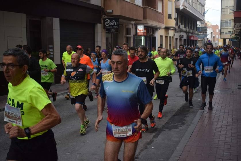 El atleta del Inassa Premium se lleva la prueba con un tiempo de 34:11 minutos, mientras que la corredora del Grupo Alcaraz hace una marca de 44:18