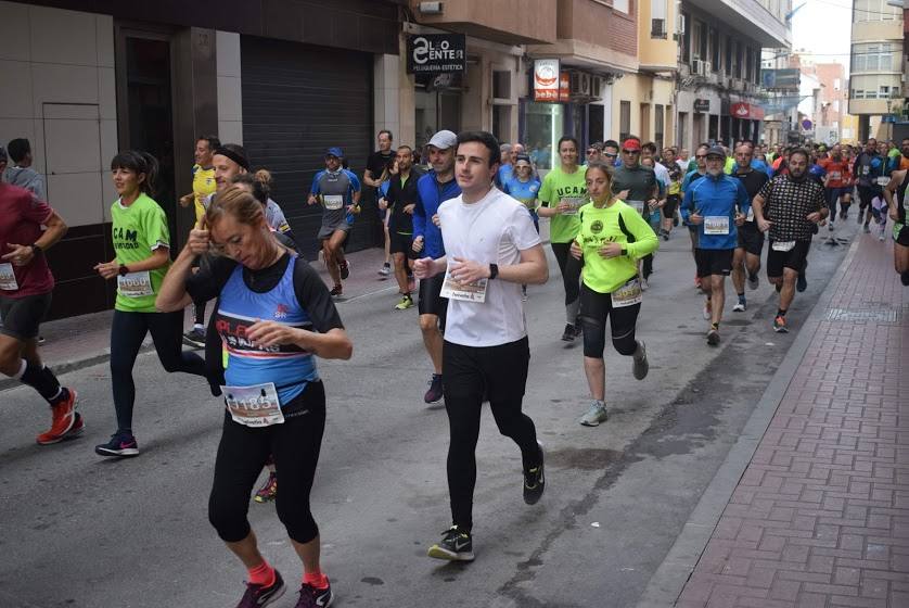 El atleta del Inassa Premium se lleva la prueba con un tiempo de 34:11 minutos, mientras que la corredora del Grupo Alcaraz hace una marca de 44:18