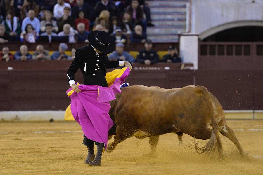 El festival de la AECC celebra su XXV edición con un gran espectáculo. Trece orejas y tres rabos en un festejo de alto nivel artístico