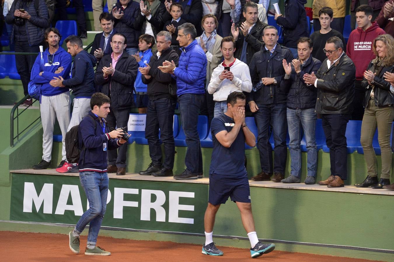 El tenista ilicitano Mario Vilella se impone al murciano en la segunda jornada de la ATP Challenger Murcia Open