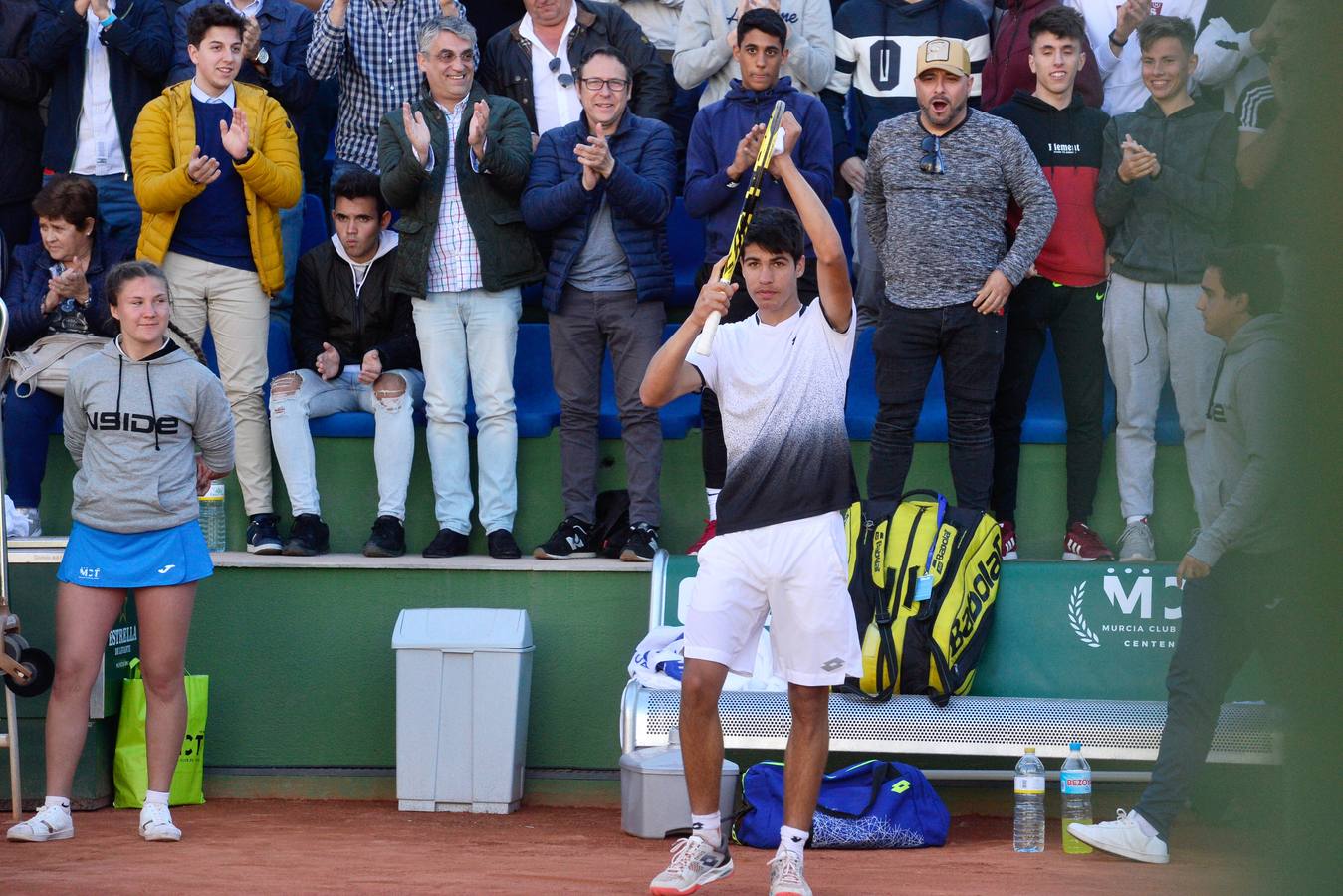 El tenista de El Palmar gana por 7-6 y 6-4 en la segunda jornada del ATP Challenger Murcia Open