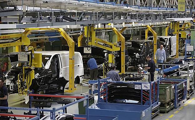Fábrica de Mercedes Benz en Vitoria. 