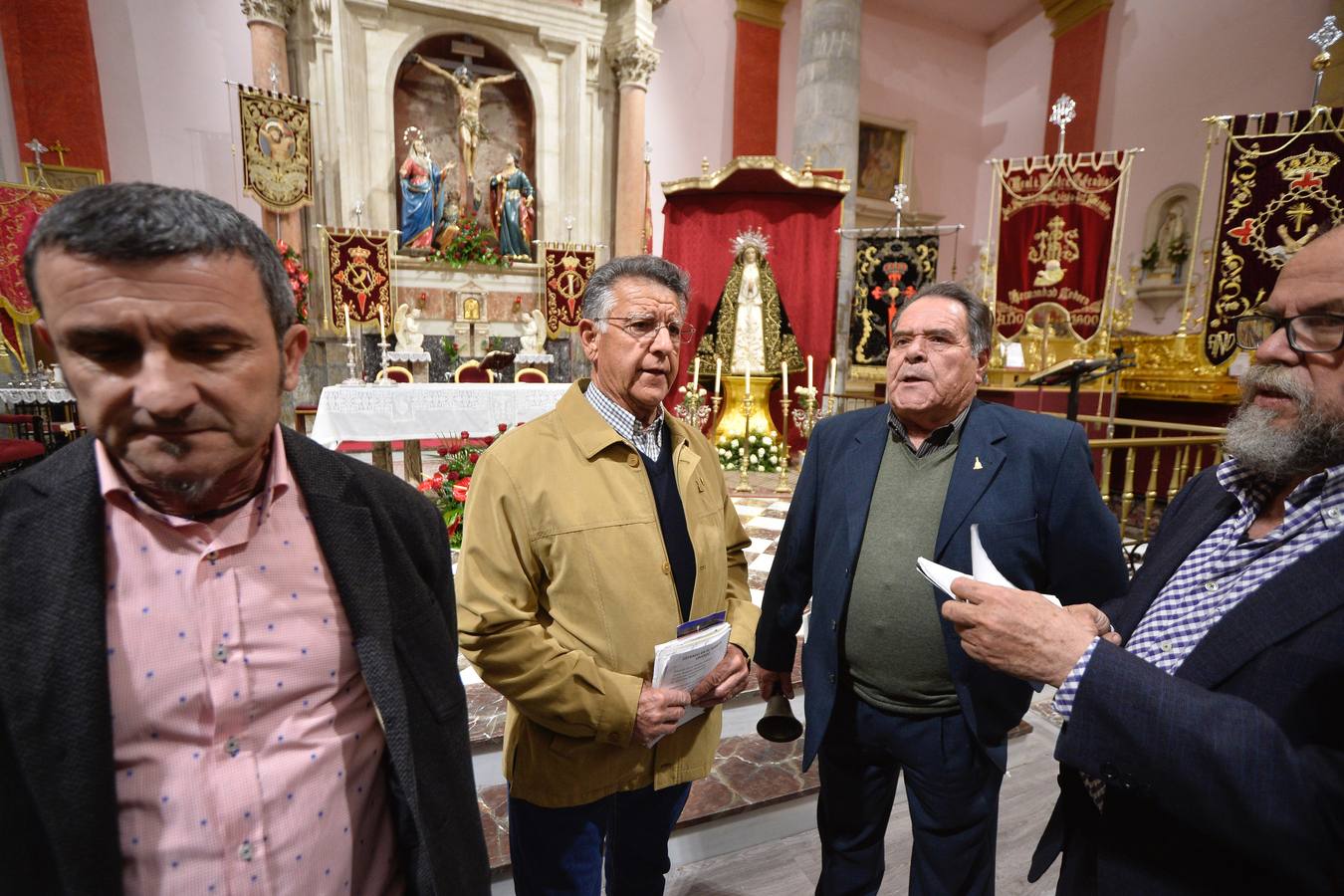 La Cofradía del Santísimo Cristo del Perdón recuperó este martes una antigua tradición que no se celebraba desde hace ocho décadas