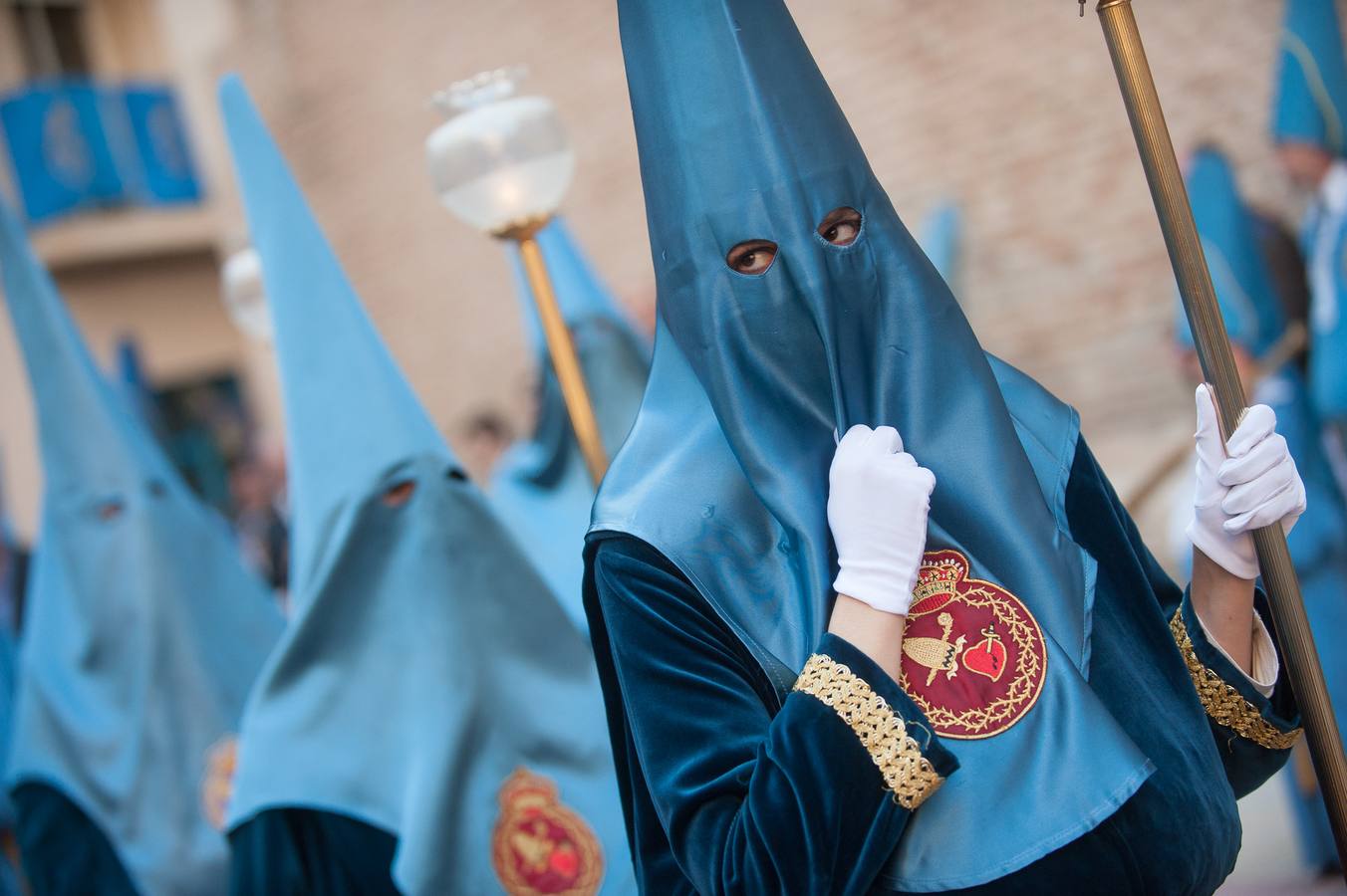 El paso de La Flagelación celebró su 25 aniversario en un desfile que cuajó de espectadores las calles más nazarenas