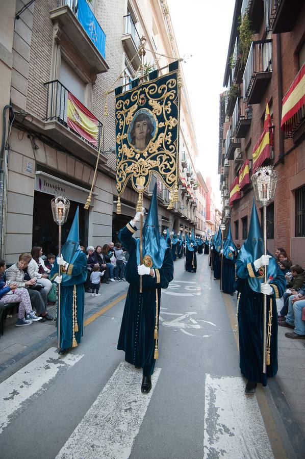 El paso de La Flagelación celebró su 25 aniversario en un desfile que cuajó de espectadores las calles más nazarenas