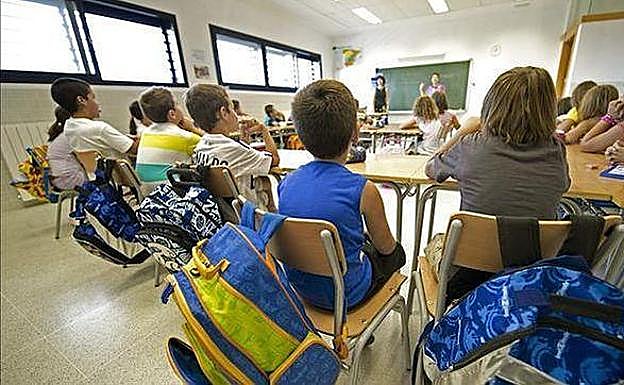 Investigan a un profesor de Jerez por atar y amordazar a un alumno con autismo