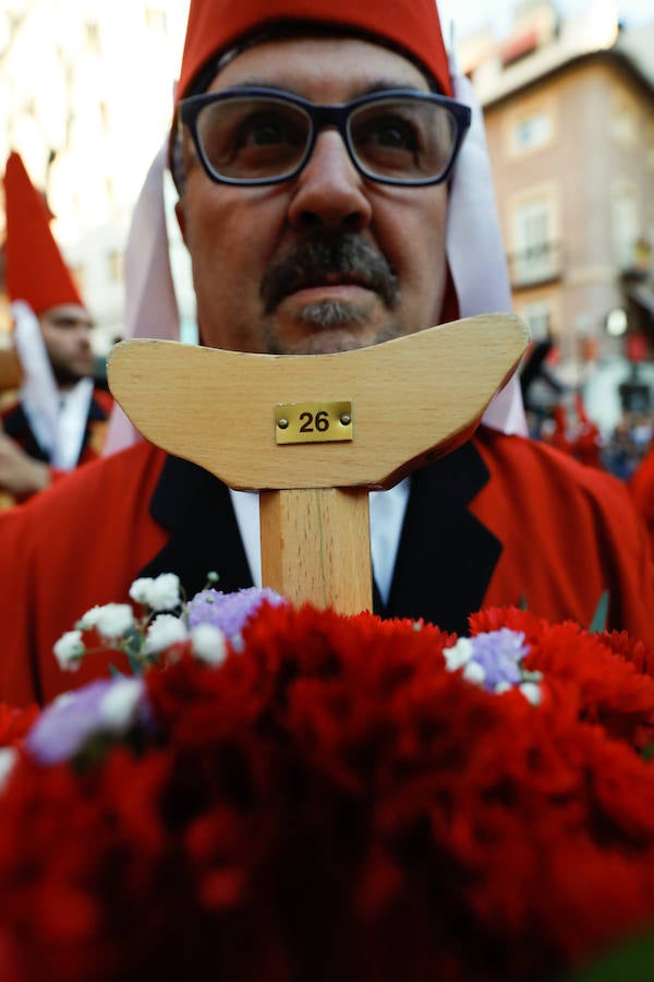 El cortejo devuelve a las calles más nazarenas de Murcia la devoción por el rigor y las tradiciones huertanas