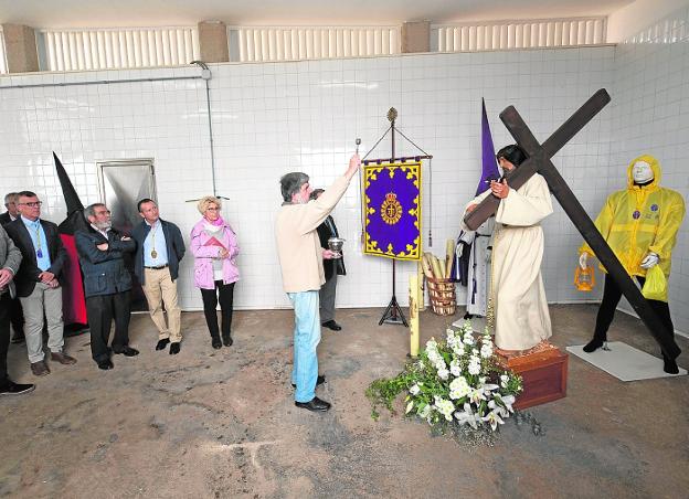 Cabo de Palos honra a los pescadores en la procesión de Jesús Nazareno