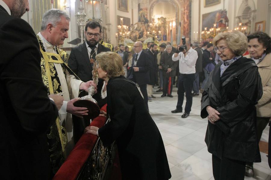 En su lugar, los cofrades celebraron el Via Crucis de forma privada en el interior de la iglesia de San Bartolomé