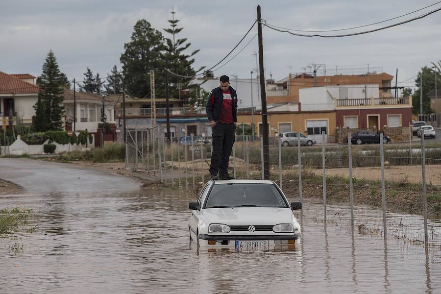 Las lluvias han provocado numerosas incidencias en la ciudad portuaria