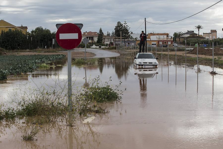Las lluvias han provocado numerosas incidencias en la ciudad portuaria