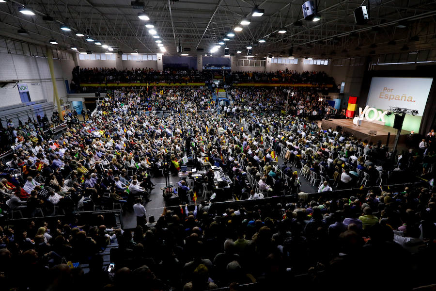 El presidente del partido vaticinó este domingo en Murcia que el día después de las elecciones generales «van a cerrar» muchas empresas de encuestas