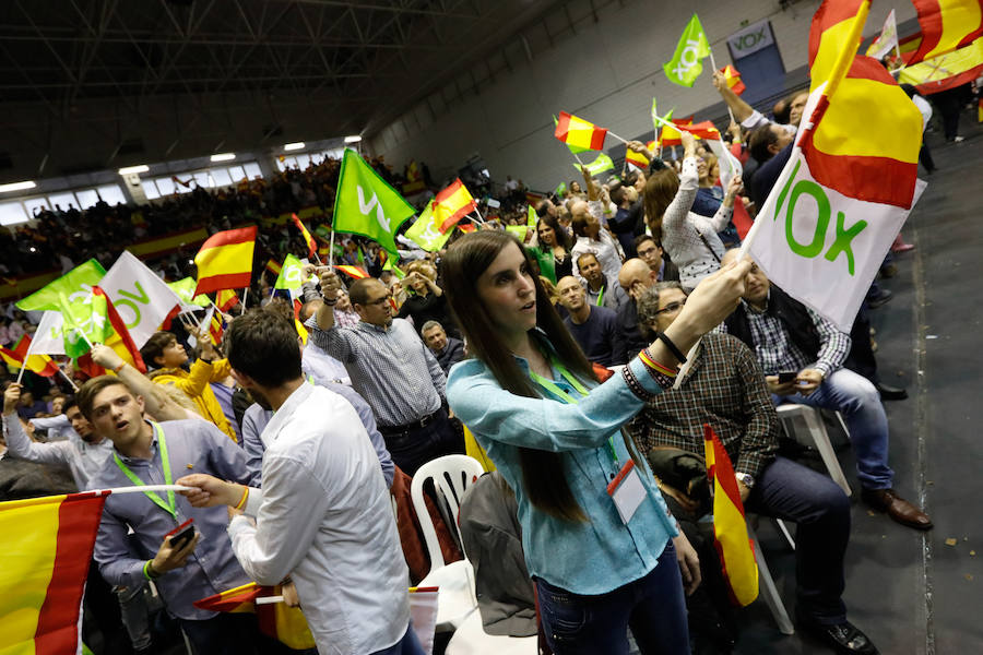 El presidente del partido vaticinó este domingo en Murcia que el día después de las elecciones generales «van a cerrar» muchas empresas de encuestas