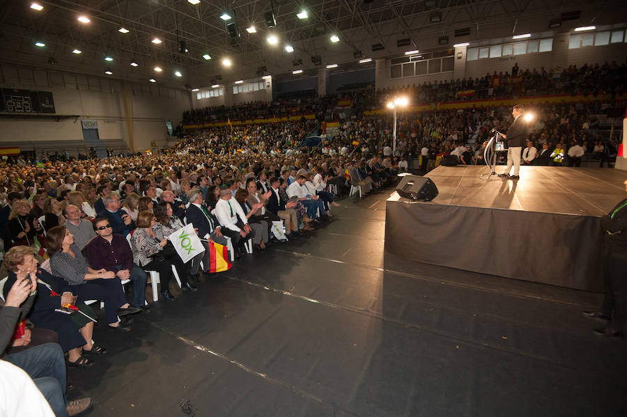 El presidente del partido vaticinó este domingo en Murcia que el día después de las elecciones generales «van a cerrar» muchas empresas de encuestas