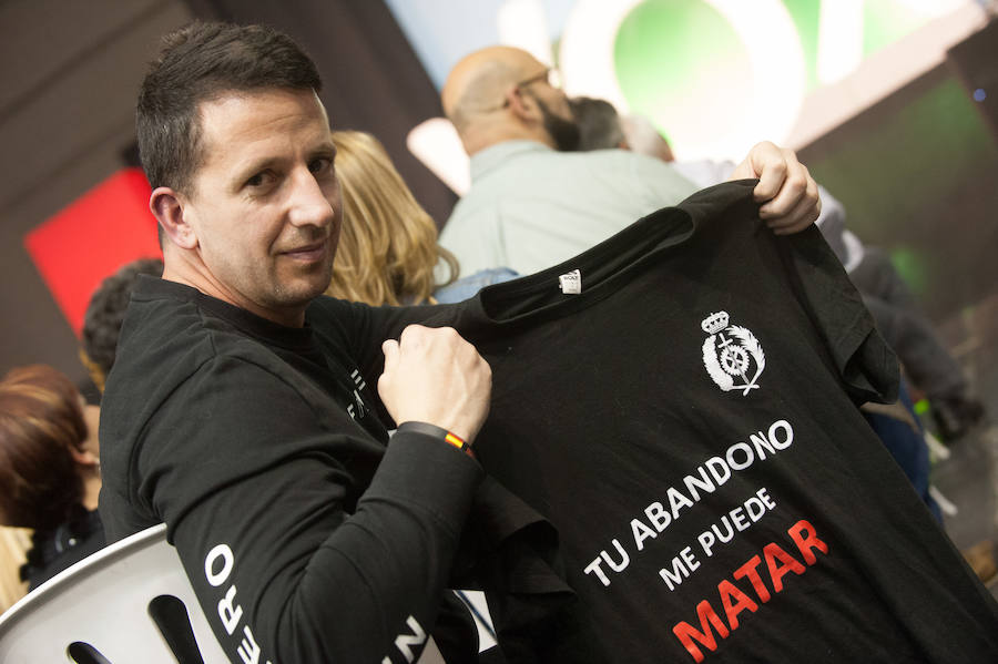 El presidente del partido vaticinó este domingo en Murcia que el día después de las elecciones generales «van a cerrar» muchas empresas de encuestas