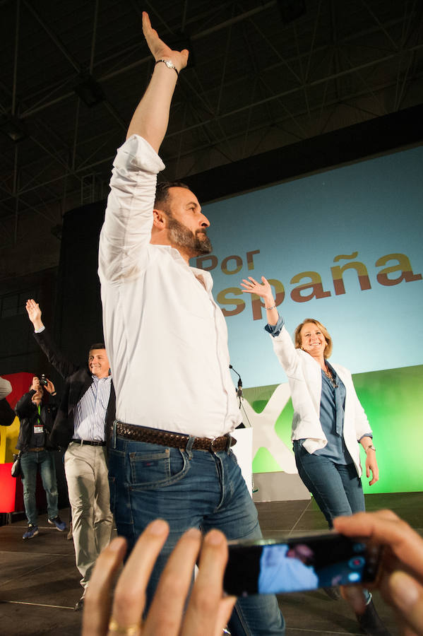 El presidente del partido vaticinó este domingo en Murcia que el día después de las elecciones generales «van a cerrar» muchas empresas de encuestas