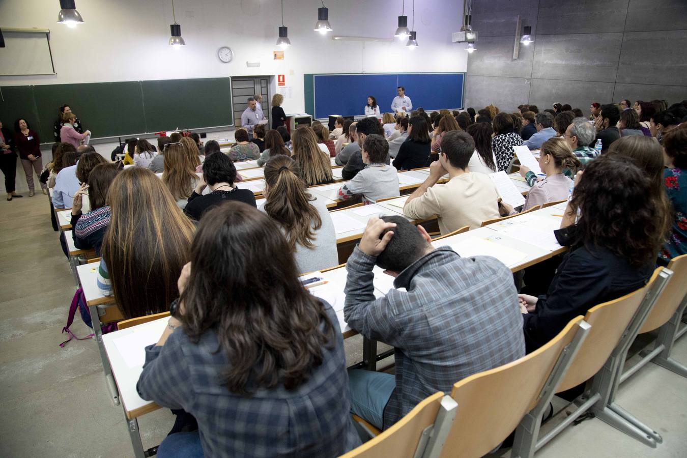 Hay 55 categorías en las que el Ayuntamiento quiere transformar en estables los puestos, que ahora están ocupados por interinos 