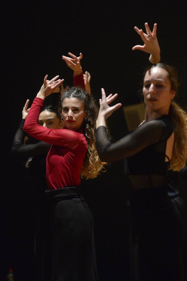 La Compañía Murciana de Danza estrena en el Auditorio la adaptación a ballet flamenco de la obra de Federico García Lorca