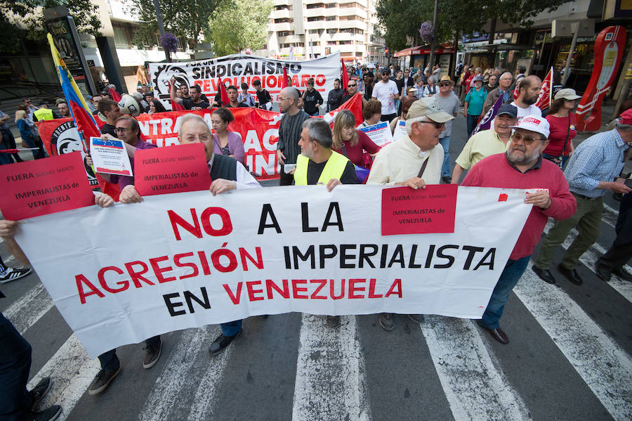 Las marchas del Primero de Mayo en Murcia y Cartagena piden al nuevo Gobierno que piense «primero en las personas» a la hora de elaborar sus políticas, al tiempo que exigen una aplicación efectiva del salario mínimo interprofesional