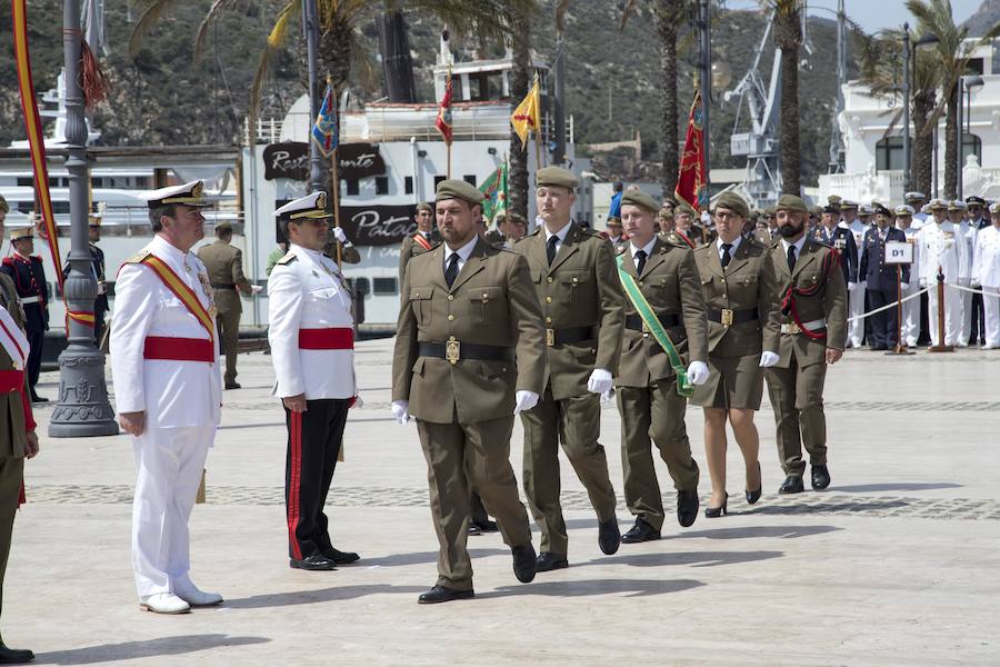El acto, que comenzó a las 12 horas, rindió honores a la bandera de España y al general jefe del Mando de Artillería Antiaérea del Ejercito de Tierra, Íñigo Pareja Rodríguez