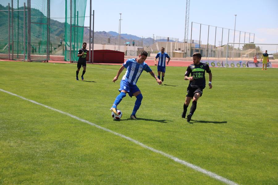 Un gol de Carlos Álvarez da vida al Jumilla en un Uva Monastrell abarrotado