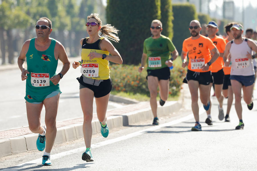 El ganador masculino completó la prueba en un tiempo de 32:19 minutos, por los 39:01 para la ganadora femenina