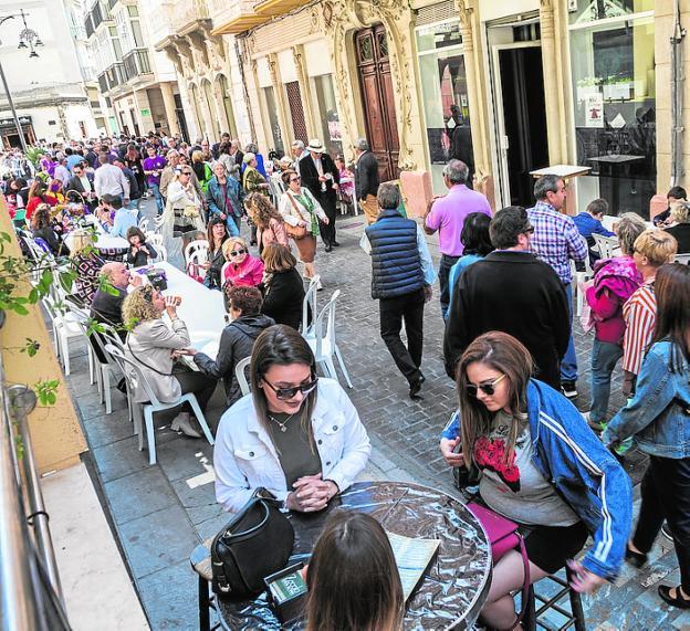 Ambiente en la calle Jara, zona marraja. 