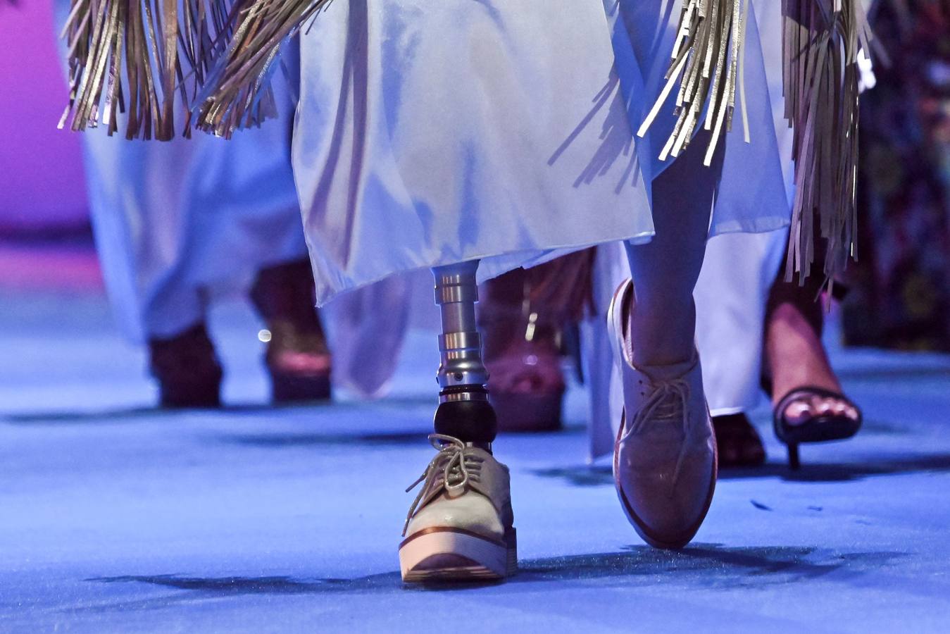 Varios modelos con discapacidad participan en la Pasarela de la Inclusión en Cali (Colombia). En este evento modelos discapacitados, comunidad LGTBI, víctimas de conflicto y comunidades afrocolombianas participan de un espacio de moda, en el que 18 diseñadores muestran colecciones haciendo énfasis en la inclusión.