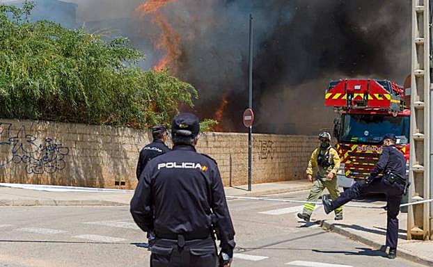 Imagen del incendio en Es Viver (Ibiza).