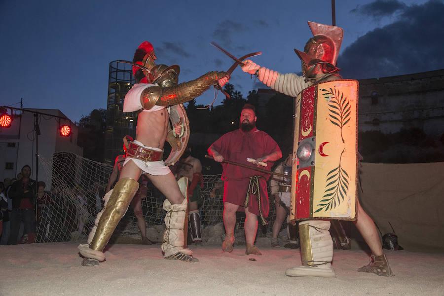 La ciudad portuaria se suma un año más la gran fiesta del arte y la historia con la celebración del Día Internacional de los Museos, que vuelve a atraer a numerosos visitantes, también de fuera de la Región y del extranjero