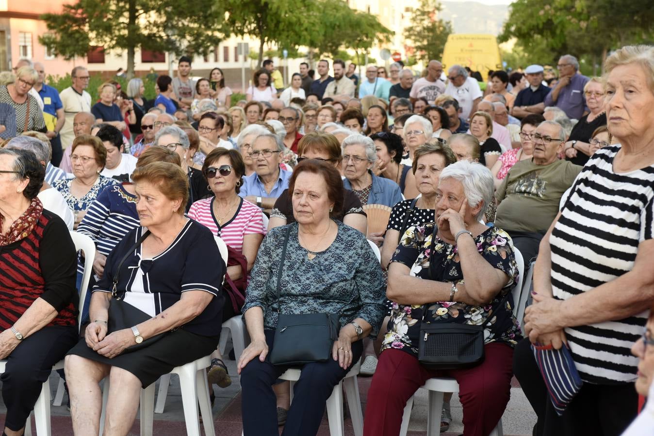 El barrio pide al Ayuntamiento más presencia policial «para garantizar un pueblo tranquilo, libre de delincuencia»