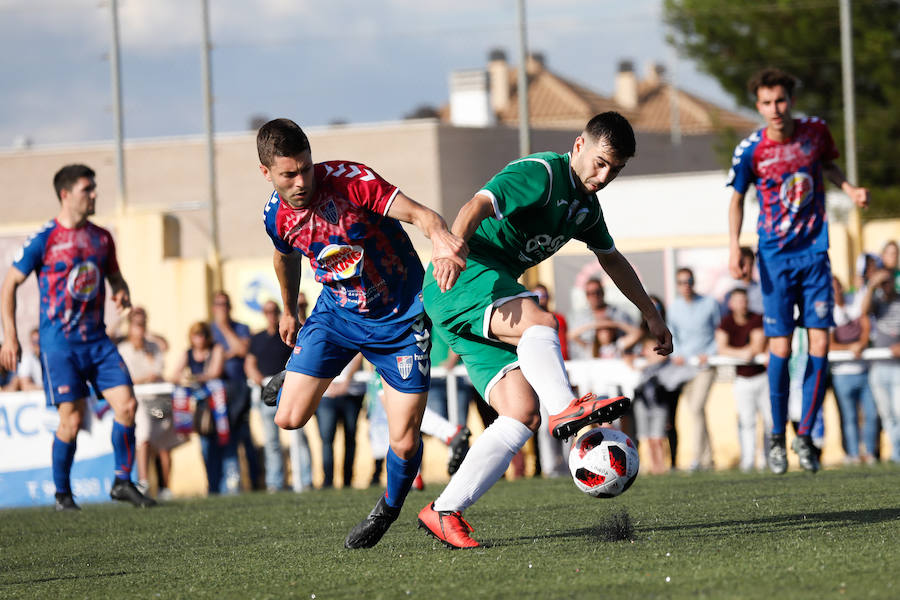 Empate sin goles en un partido con ocasiones para los dos equipos.