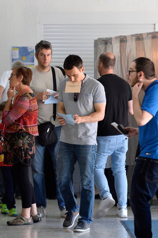 Las mesas electorales de la capital del Segura han abierto sin incidencias