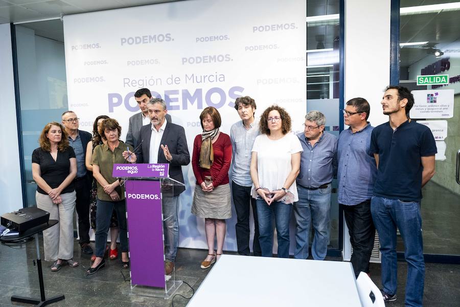 La formación morada pierde cuatro diputados y baja de la tercera a la quinta fuerza