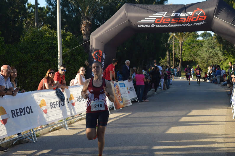 El corredor del Alumbres Sport vence con un tiempo de 20:12 minutos, mientras que la ganadora femenina completó el recorrido en 29:37