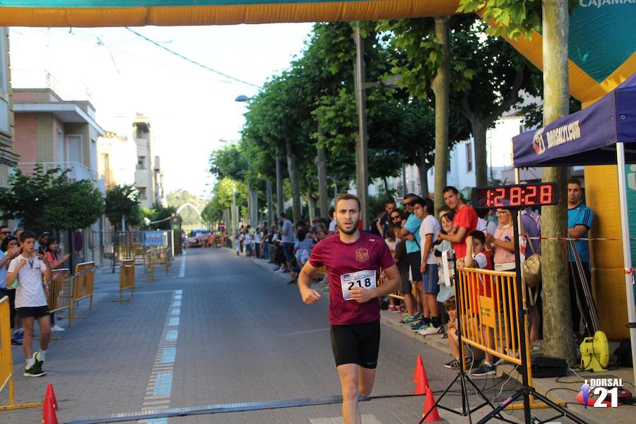 El corredor del C.D. Filippedes Moratalla completa el recorrido en 1 hora y 24 minutos, por el registro de 1 hora y 40 minutos de la atleta del Mobel Automenor Running Club