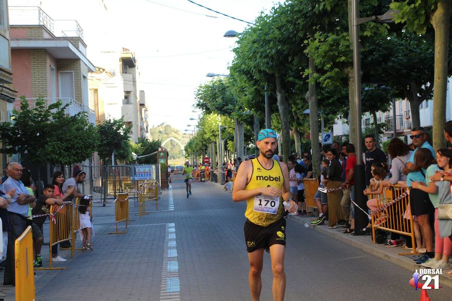 El corredor del C.D. Filippedes Moratalla completa el recorrido en 1 hora y 24 minutos, por el registro de 1 hora y 40 minutos de la atleta del Mobel Automenor Running Club