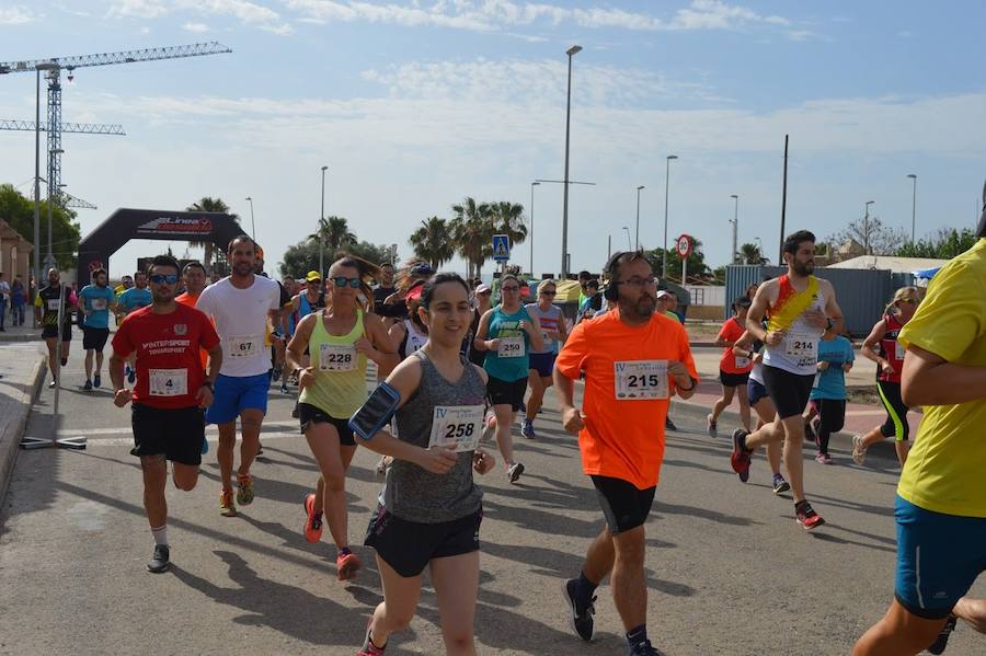 El corredor del Rajaos Runner consigue la victoria con un tiempo de 33:28 minutos, por los 44:48 para la atleta del C.A.C. Jacinto Benavente