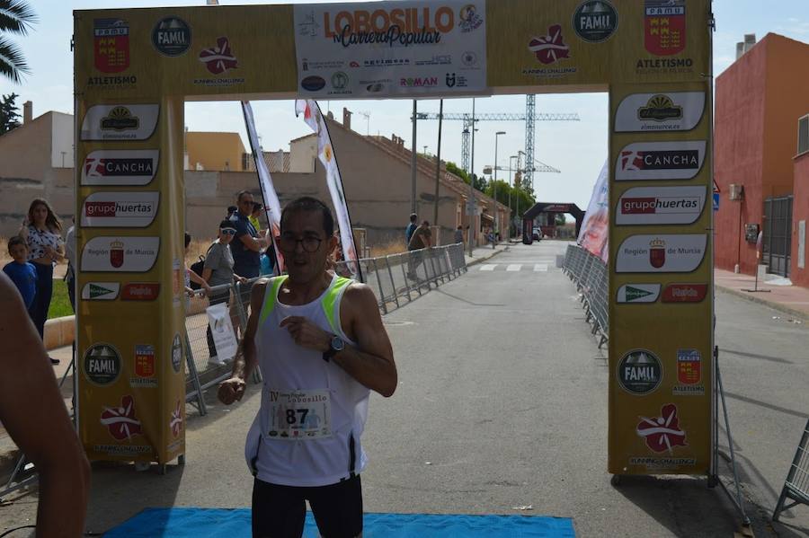 El corredor del Rajaos Runner consigue la victoria con un tiempo de 33:28 minutos, por los 44:48 para la atleta del C.A.C. Jacinto Benavente