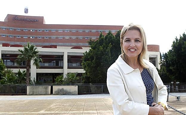 Beatriz Domínguez-Gil, ayer en La Arrixaca. 