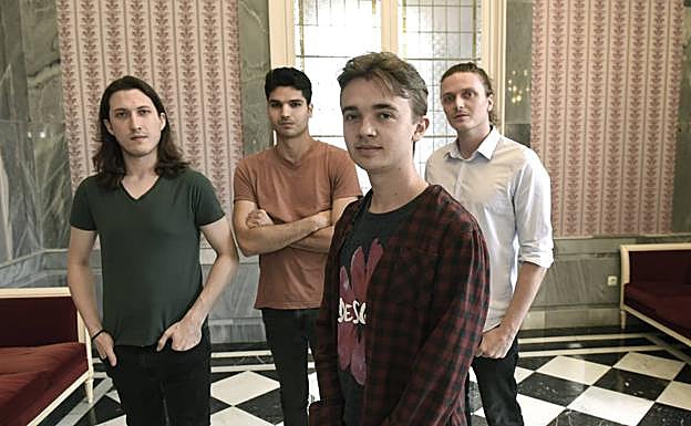 Austin Slack y su banda de directo. 