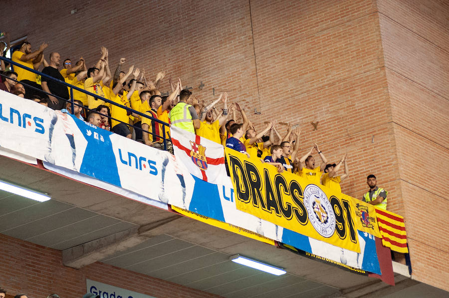 Los de Giustozzi remontaron una desventaja de dos goles para ganar en la tanda tras empatar a 3; serán campeones si ganan el lunes en el Palacio