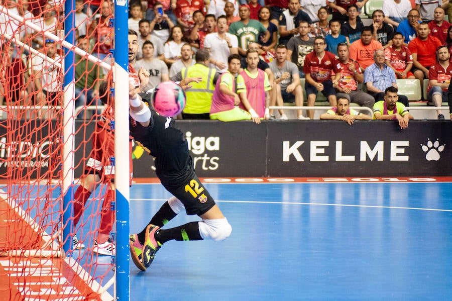 Los de Giustozzi remontaron una desventaja de dos goles para ganar en la tanda tras empatar a 3; serán campeones si ganan el lunes en el Palacio