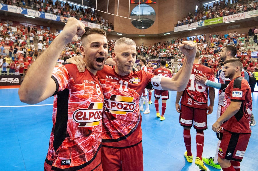 Los de Giustozzi remontaron una desventaja de dos goles para ganar en la tanda tras empatar a 3; serán campeones si ganan el lunes en el Palacio